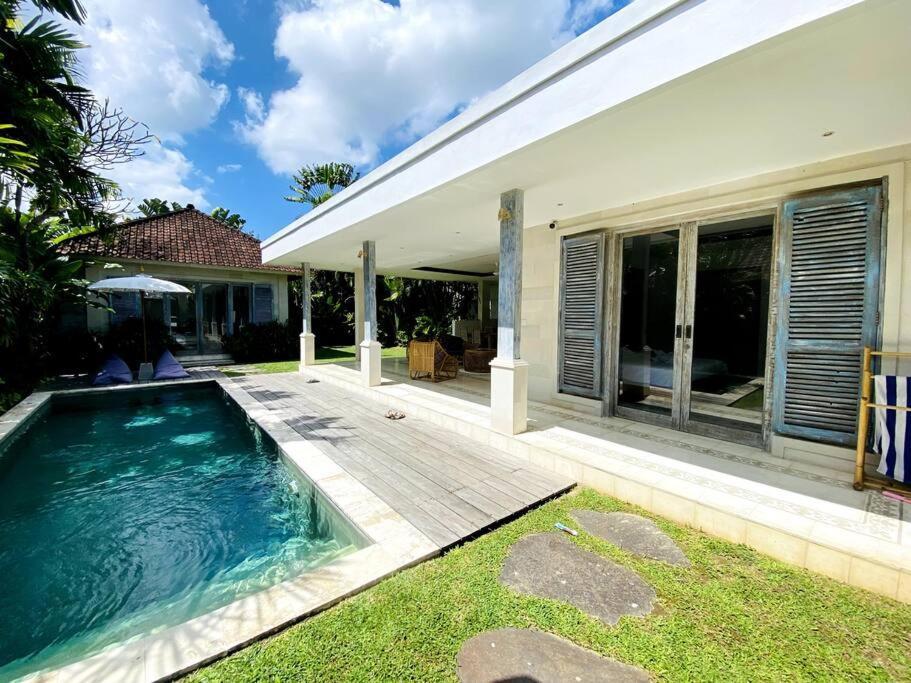Villa Biru - 500M Batubelig Beach 坎古 外观 照片